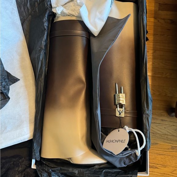 Givenchy Shark Ombre Boots - Never Worn - Picture 2 of 8